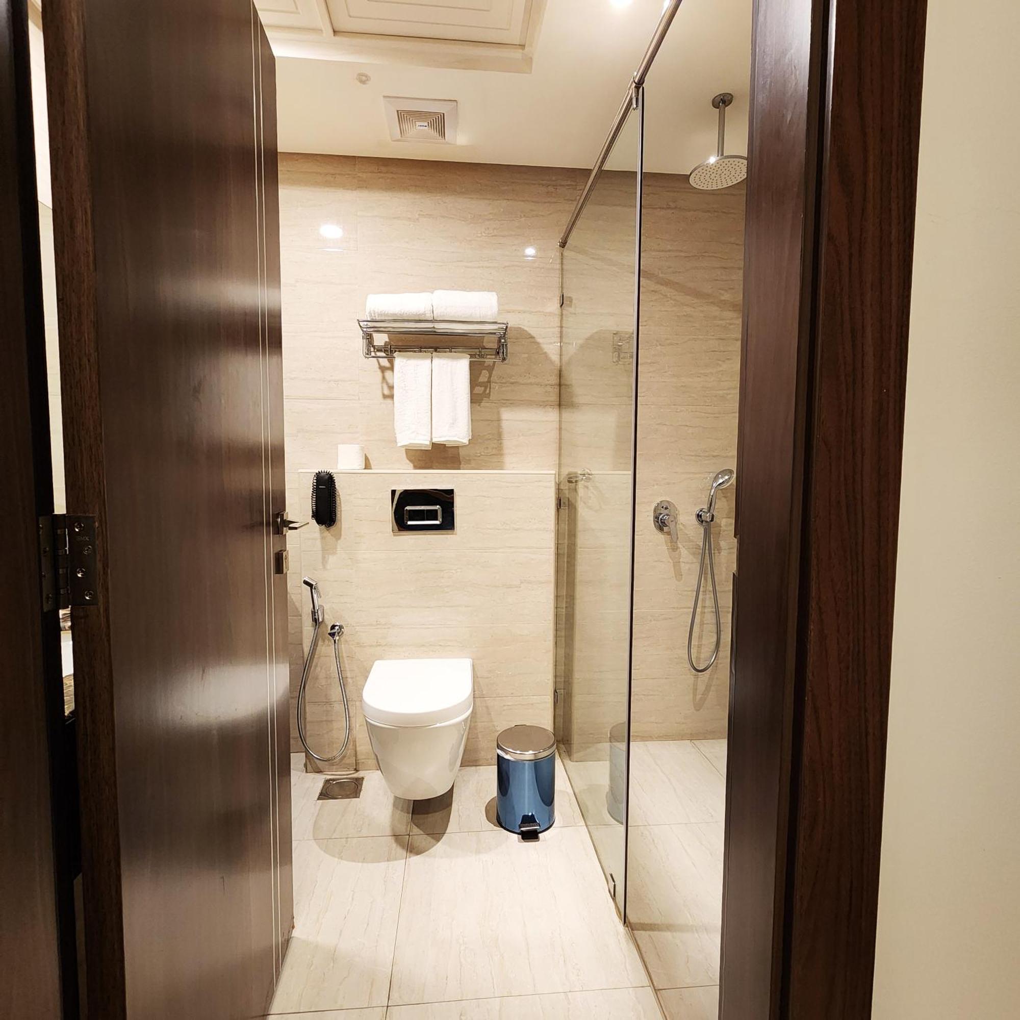Juffair Boulevard Hotel & Suites Манама Экстерьер фото
